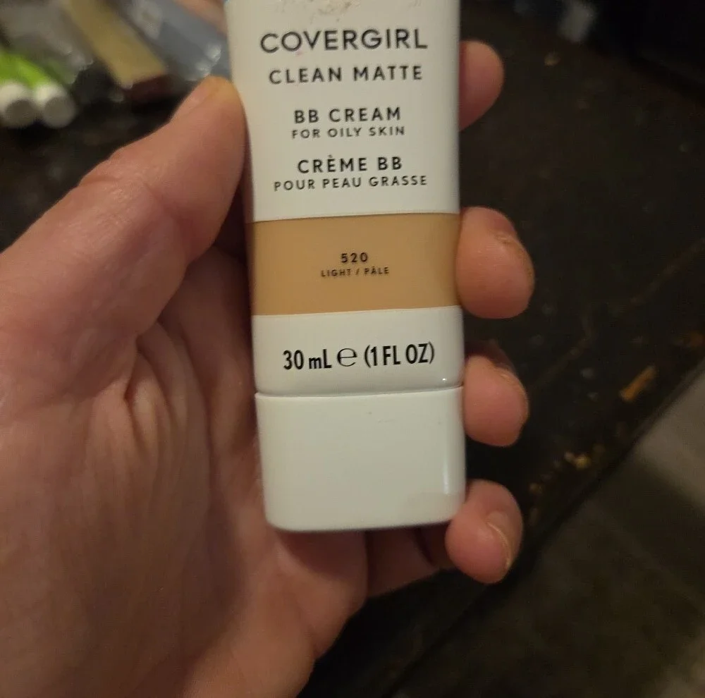 COVERGIRL Outlast All-Day Lip Color Rose Pearl & Clean Matte BB Cream Light Nib